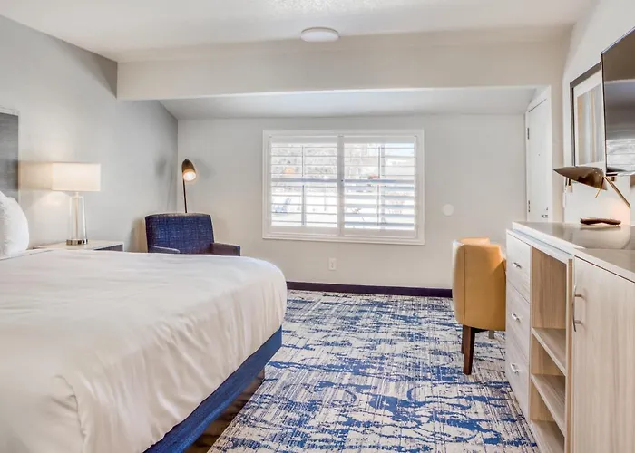 Creekside Inn Downtown