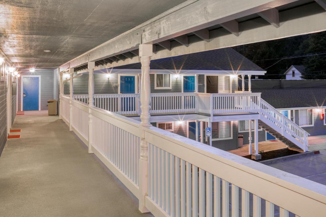 Creekside Downtown Locanda Cambria