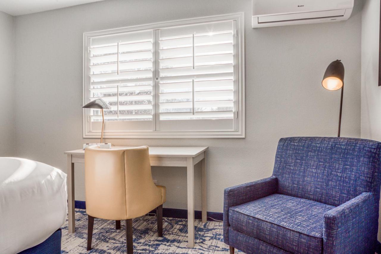 Creekside Downtown 3*